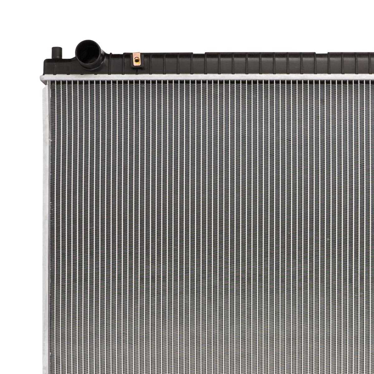 AutoShack Radiator Replacement for 1998-1999 Ford F-250 1998 1999 2000 2001 2002 2003 F-150 1999-2004 F-250 Super Duty F-350 Super Duty 2000-2005 Excursion 5.4L V8 4WD RWD RK801