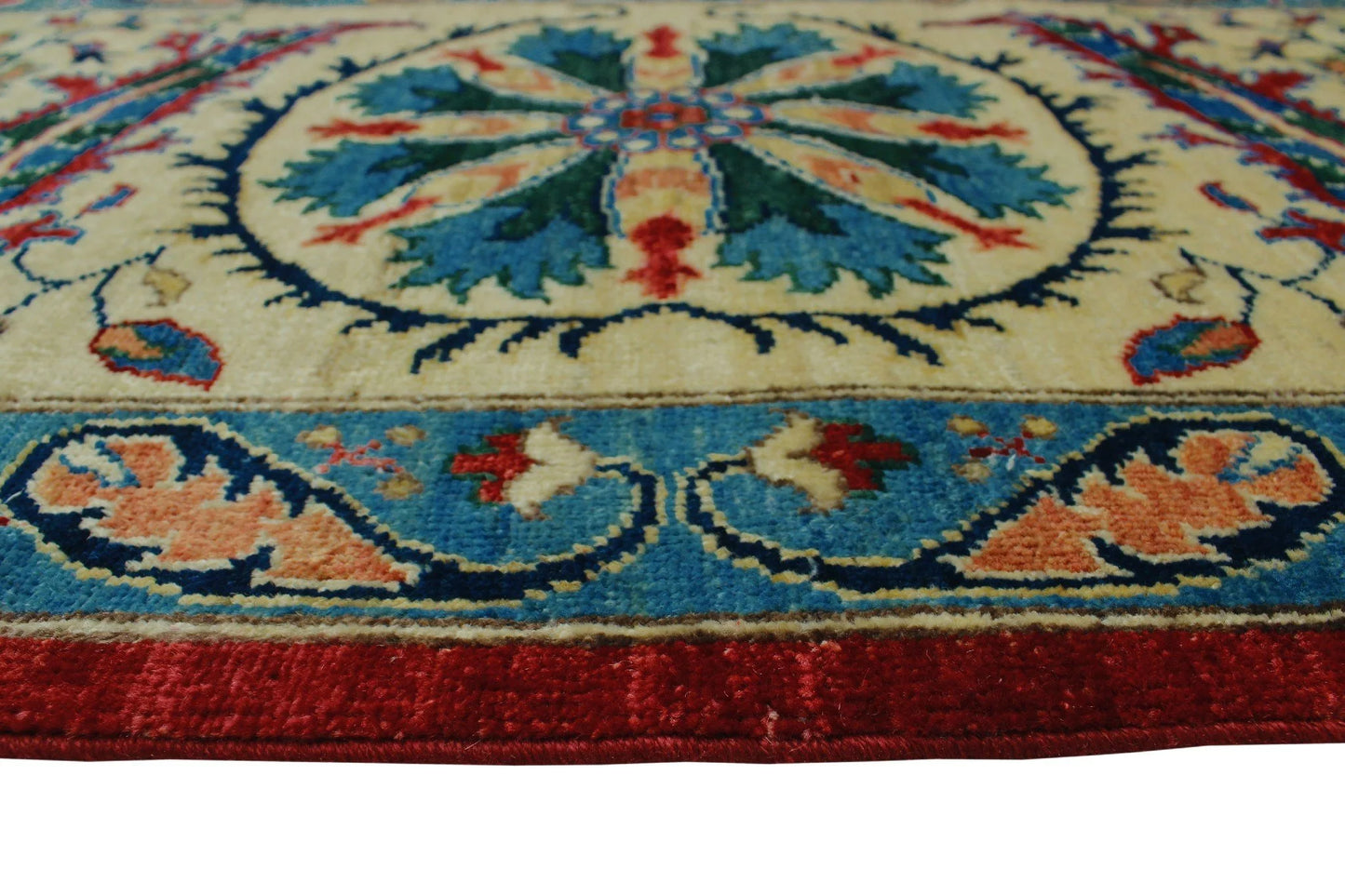 Aria Dona Red/Ivory Rug, 8'1" x 9'9"